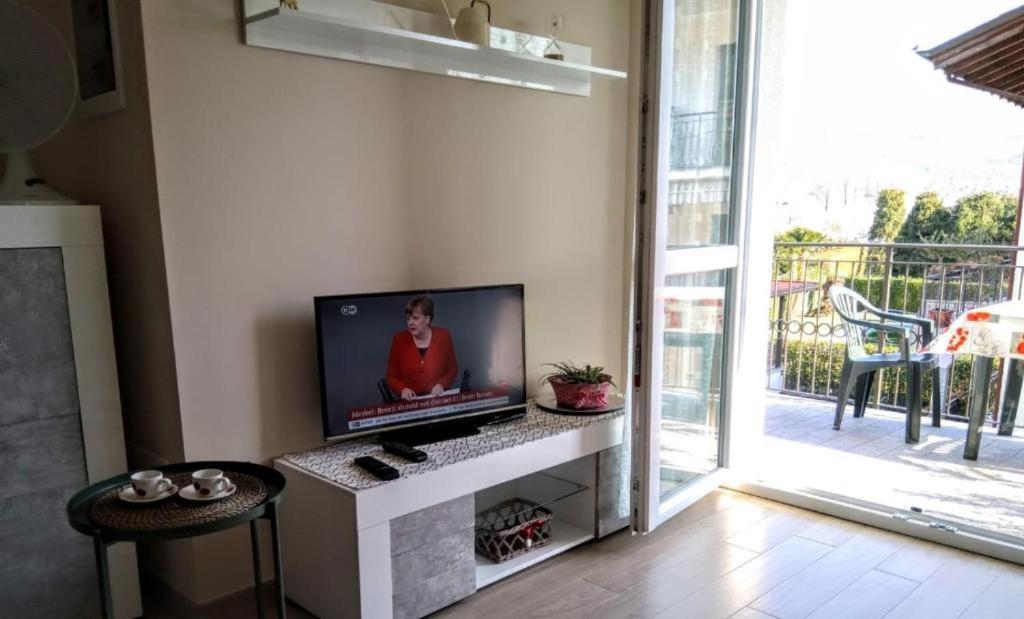 Danilo Apartments Бавено Экстерьер фото